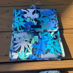 Vera Bradley insulated lunch box